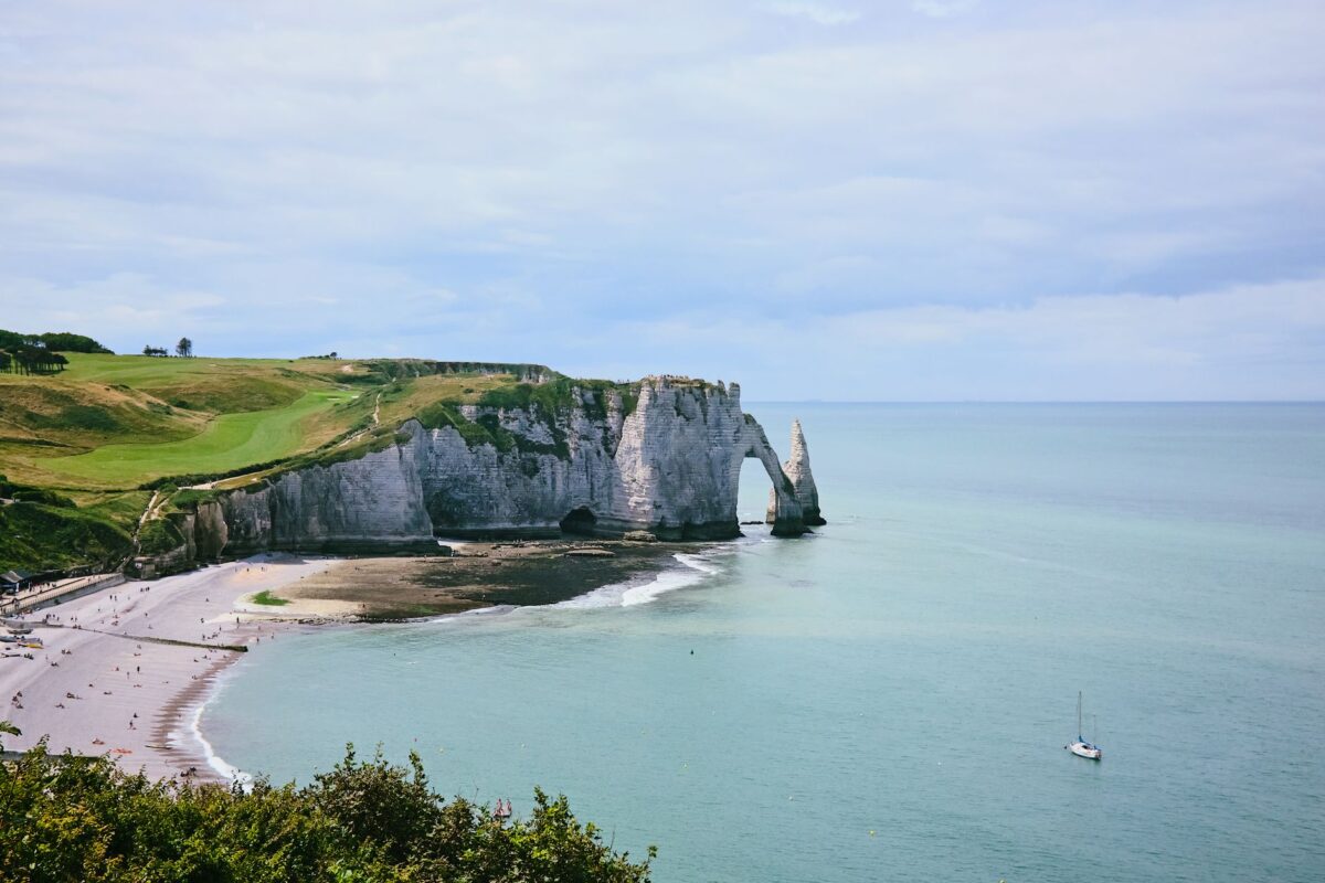 casino étretat rouvre chantier atteint million